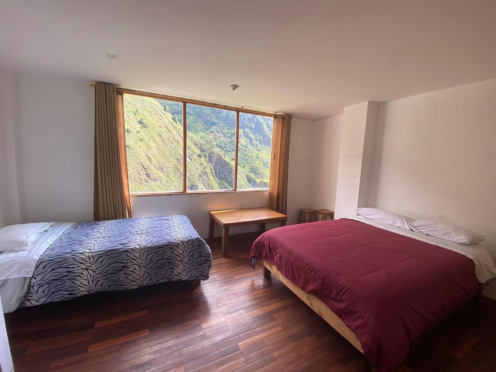Backpackers-Balcones-River-Lodge 바뇨스 외부 사진