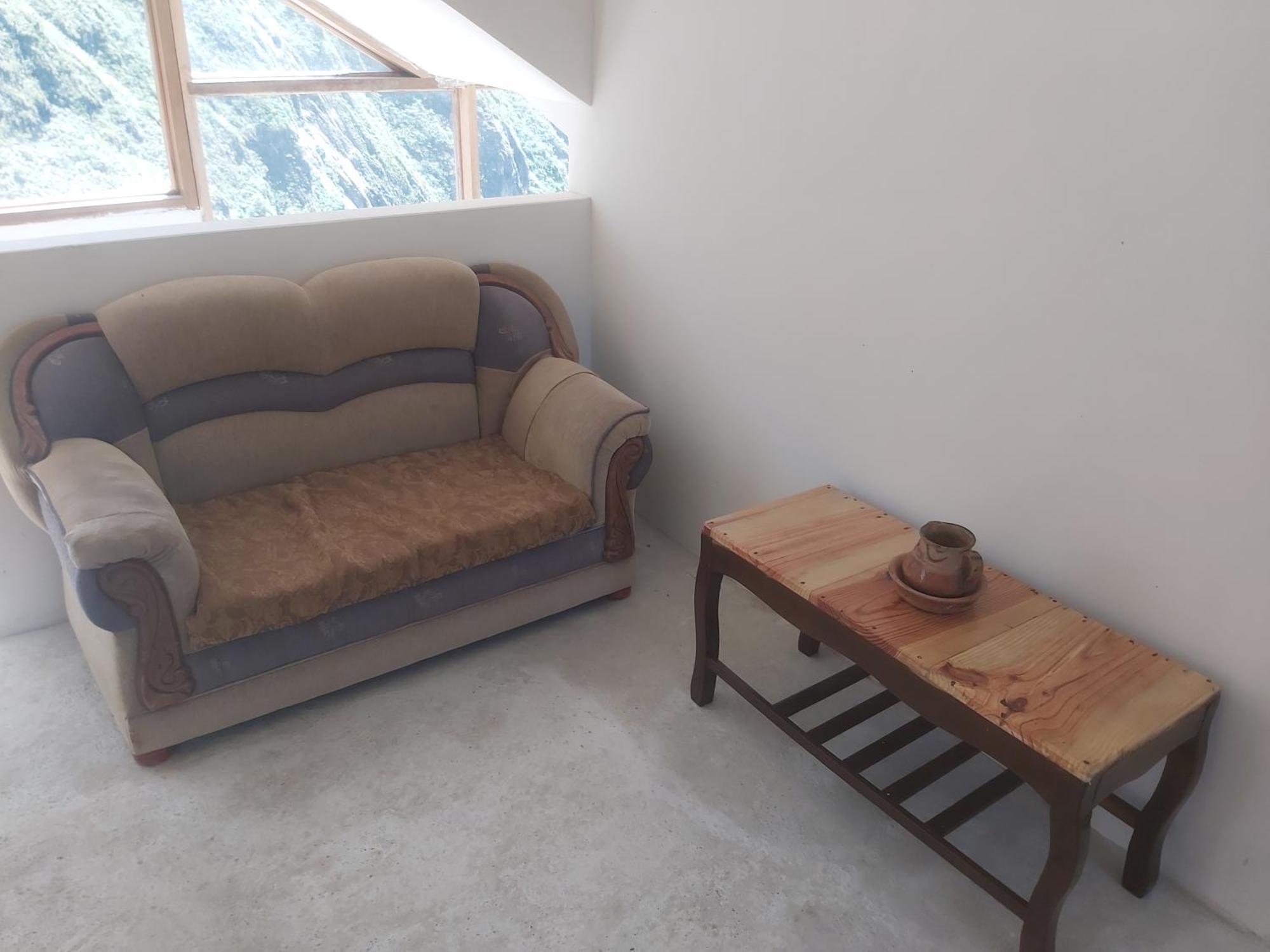 Backpackers-Balcones-River-Lodge 바뇨스 외부 사진