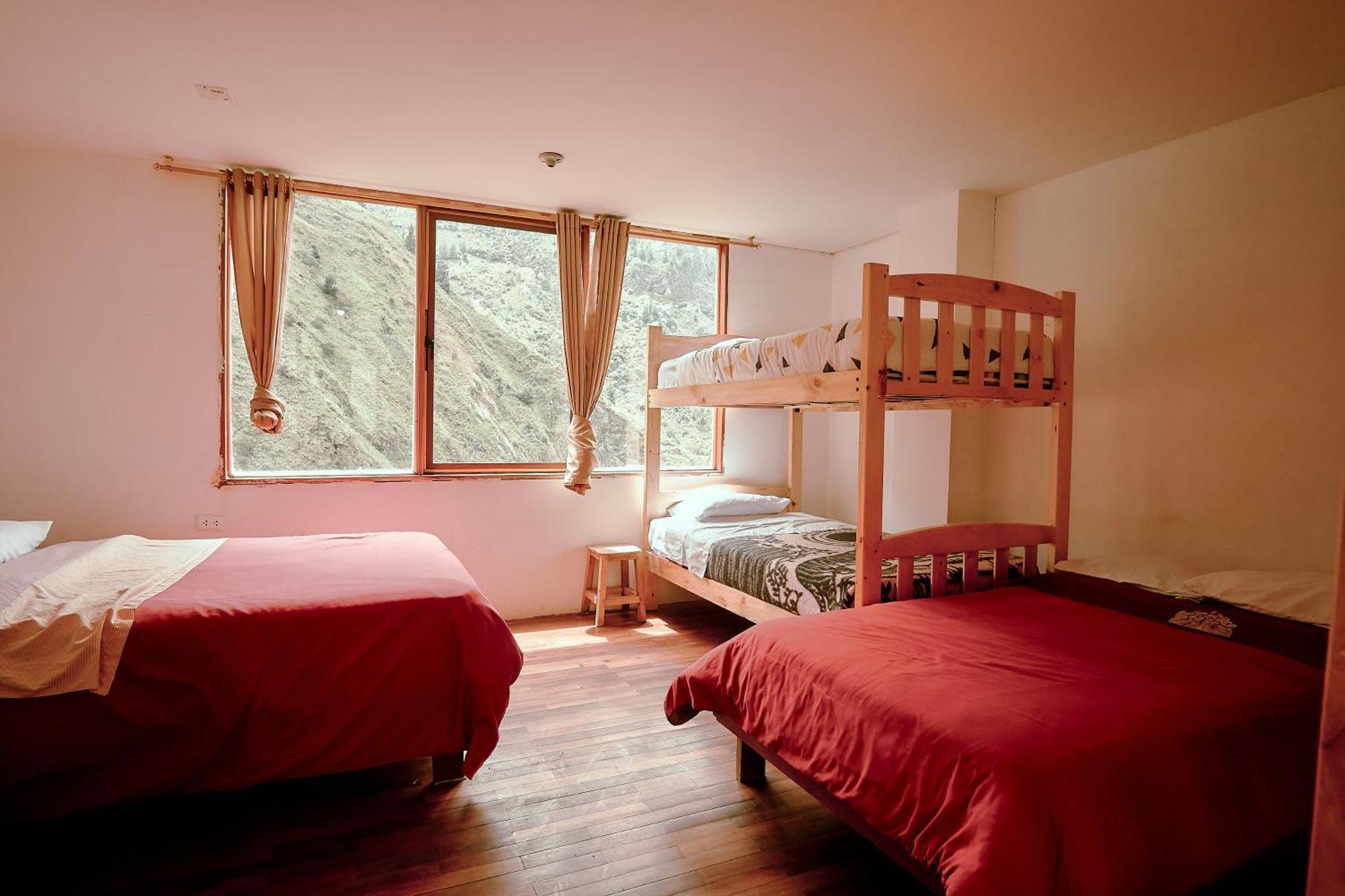 Backpackers-Balcones-River-Lodge 바뇨스 외부 사진