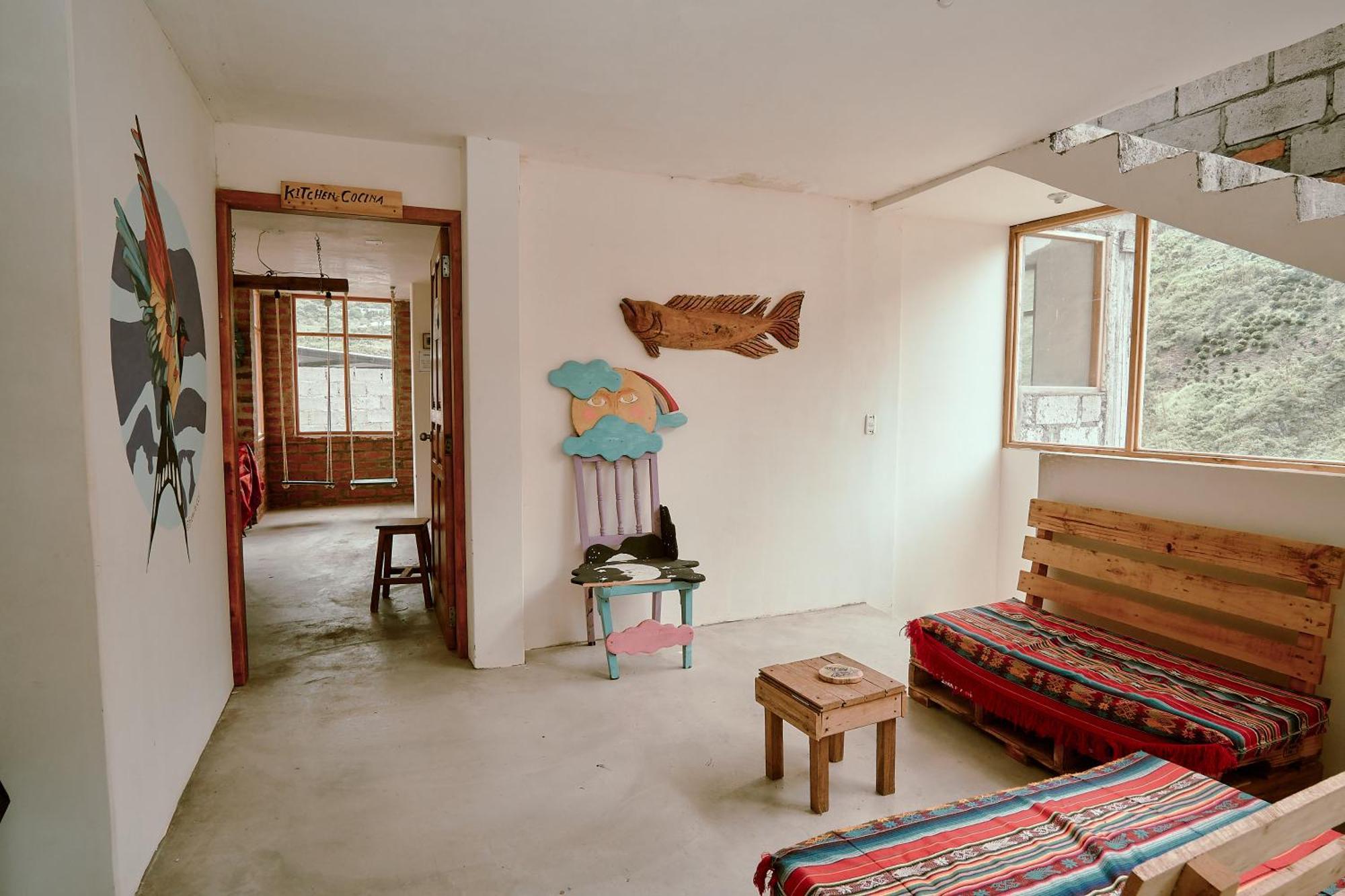 Backpackers-Balcones-River-Lodge 바뇨스 외부 사진