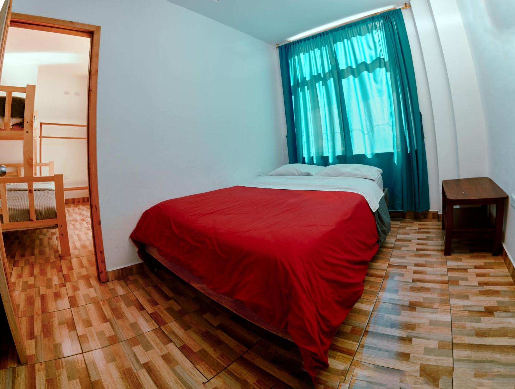 Backpackers-Balcones-River-Lodge 바뇨스 외부 사진