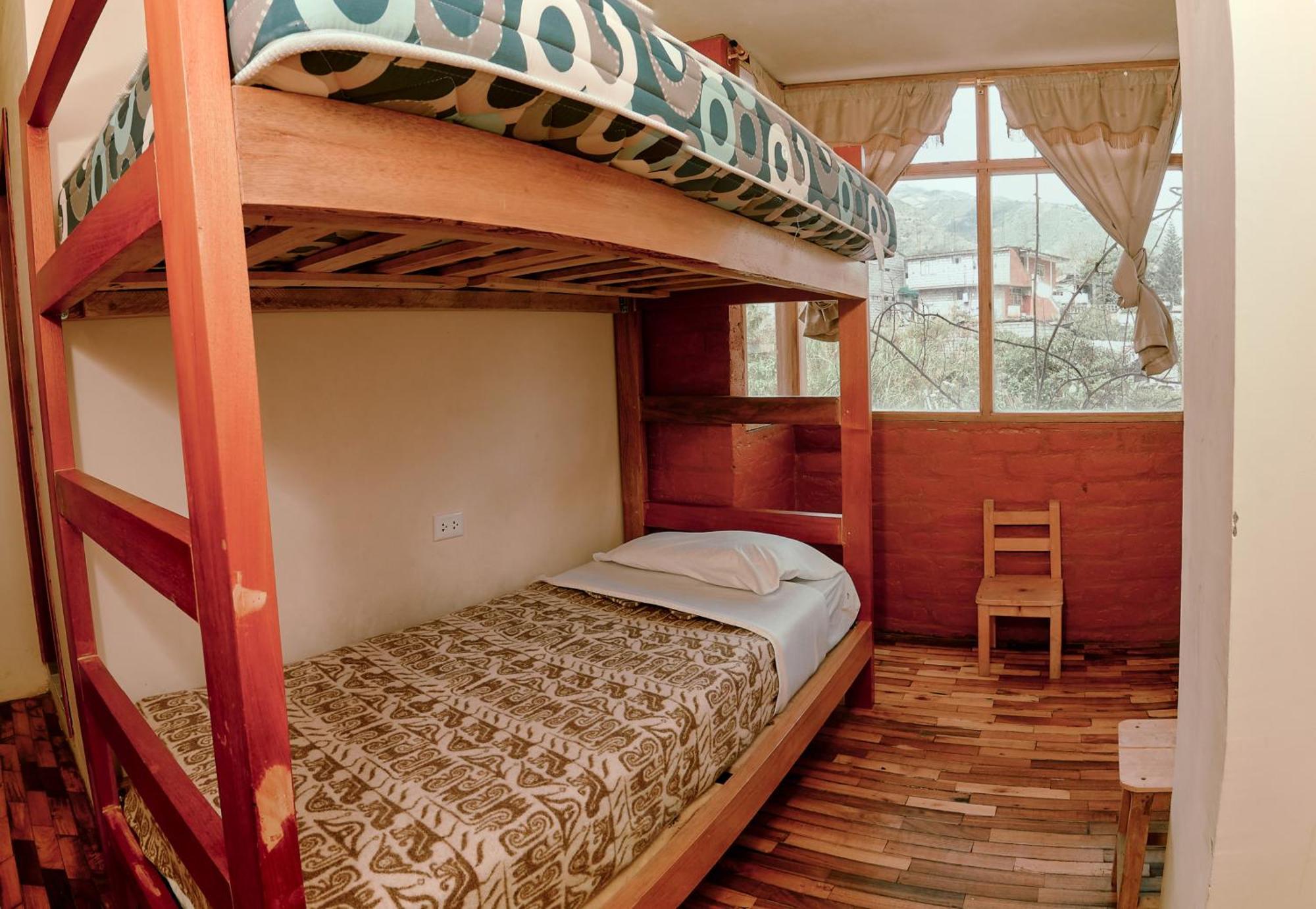 Backpackers-Balcones-River-Lodge 바뇨스 외부 사진